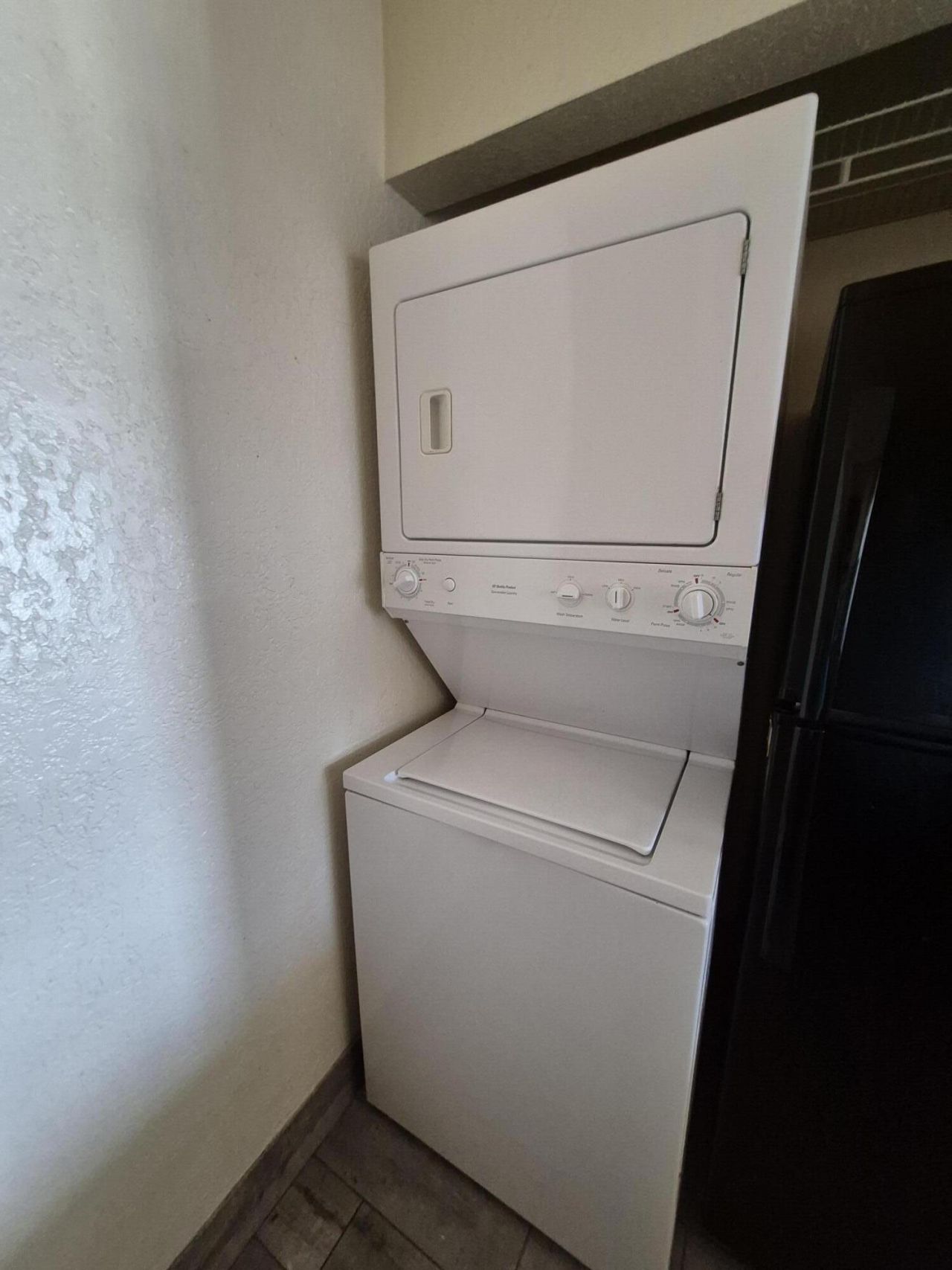 10039 Winding Lake Road, Unit 202, Sunrise, FL 33351 Photo