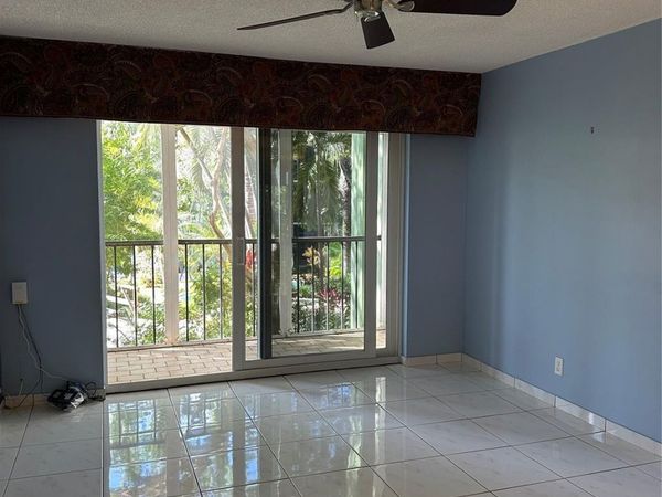 5300 NE 24th Terrace, Unit 211c, Fort Lauderdale, FL 33308