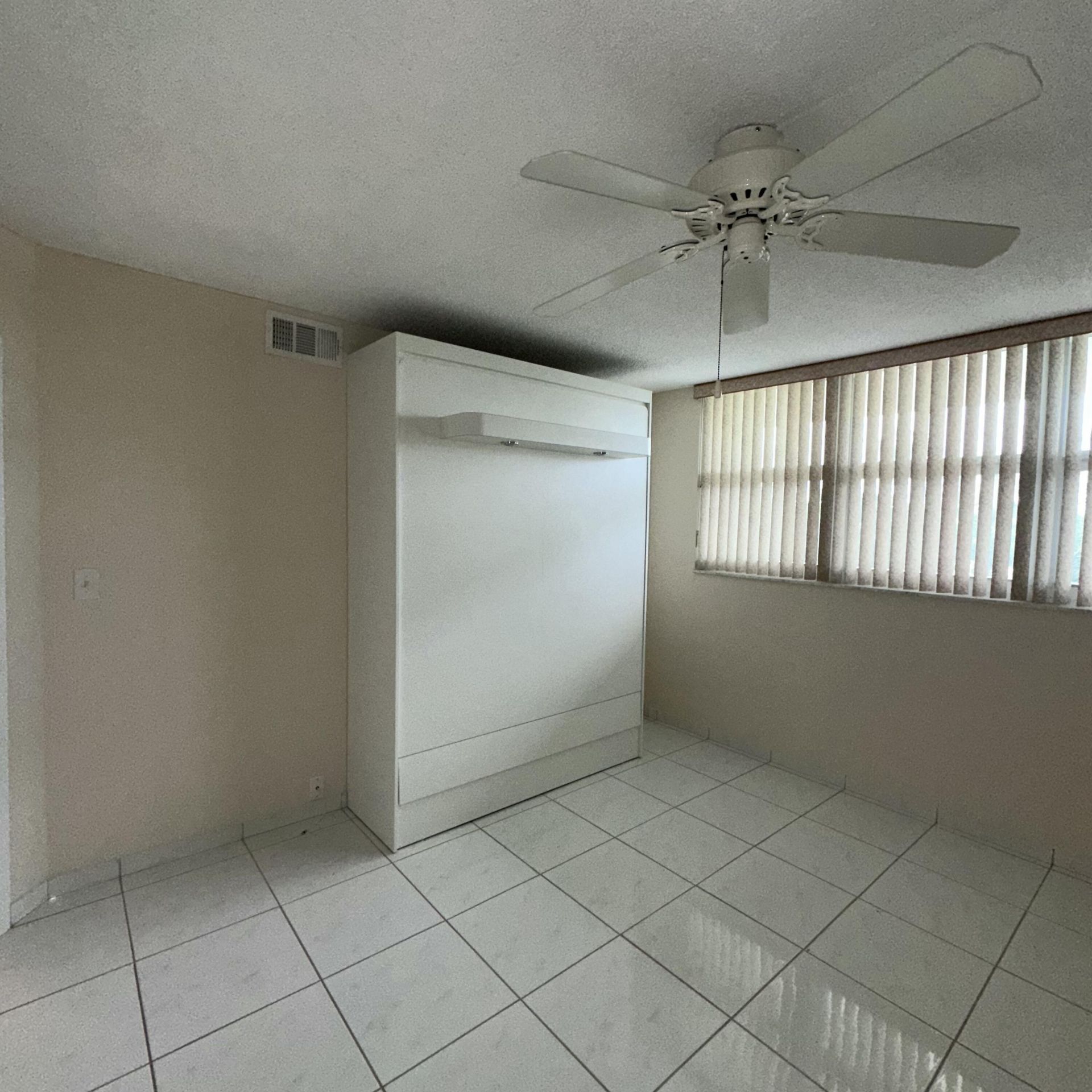 5300 NE 24th Terrace, Unit 211c, Fort Lauderdale, FL 33308 Photo
