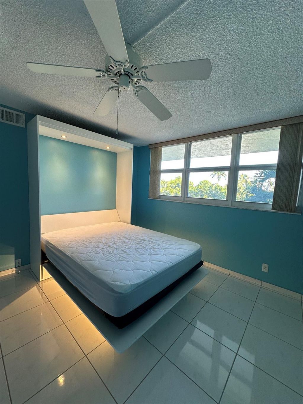 5300 NE 24th Terrace, Unit 211c, Fort Lauderdale, FL 33308 Photo