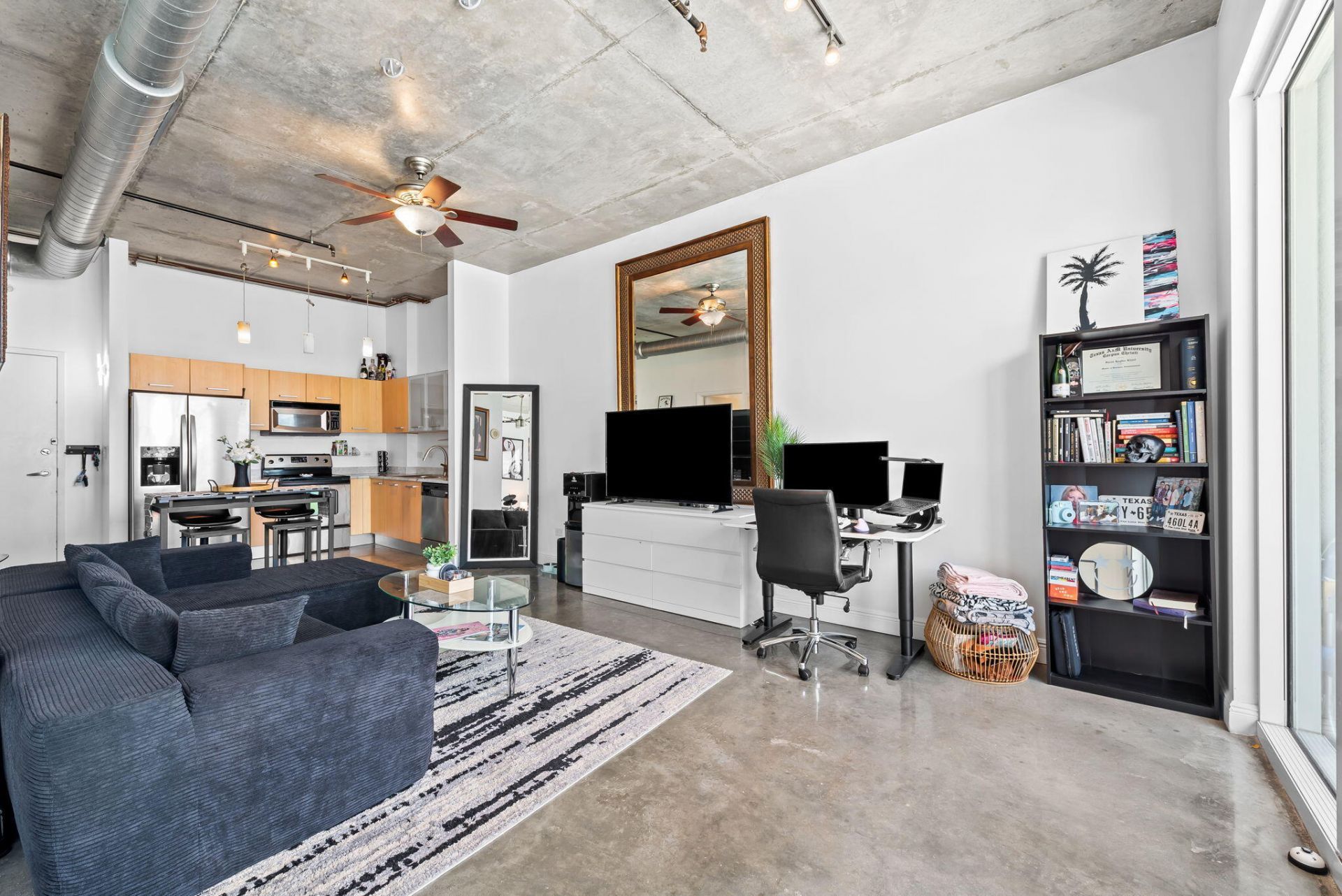 313 NE 2nd Street, Unit 902, Fort Lauderdale, FL 33301 Photo