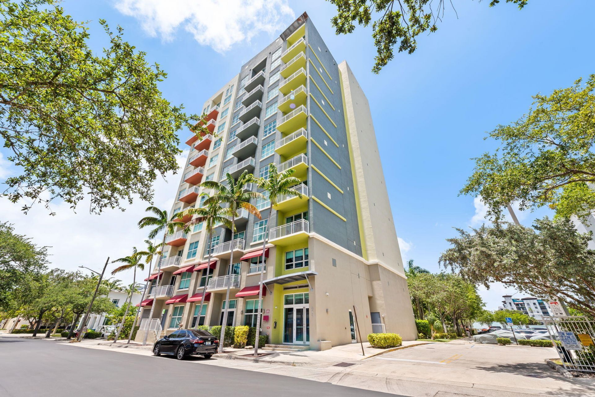 313 NE 2nd Street, Unit 902, Fort Lauderdale, FL 33301 Photo