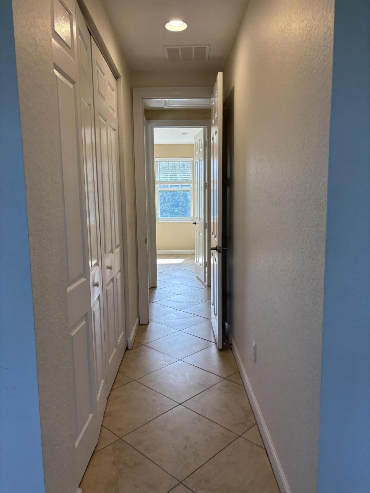 590 Amador Lane, Unit 5, West Palm Beach, FL 33401 Photo