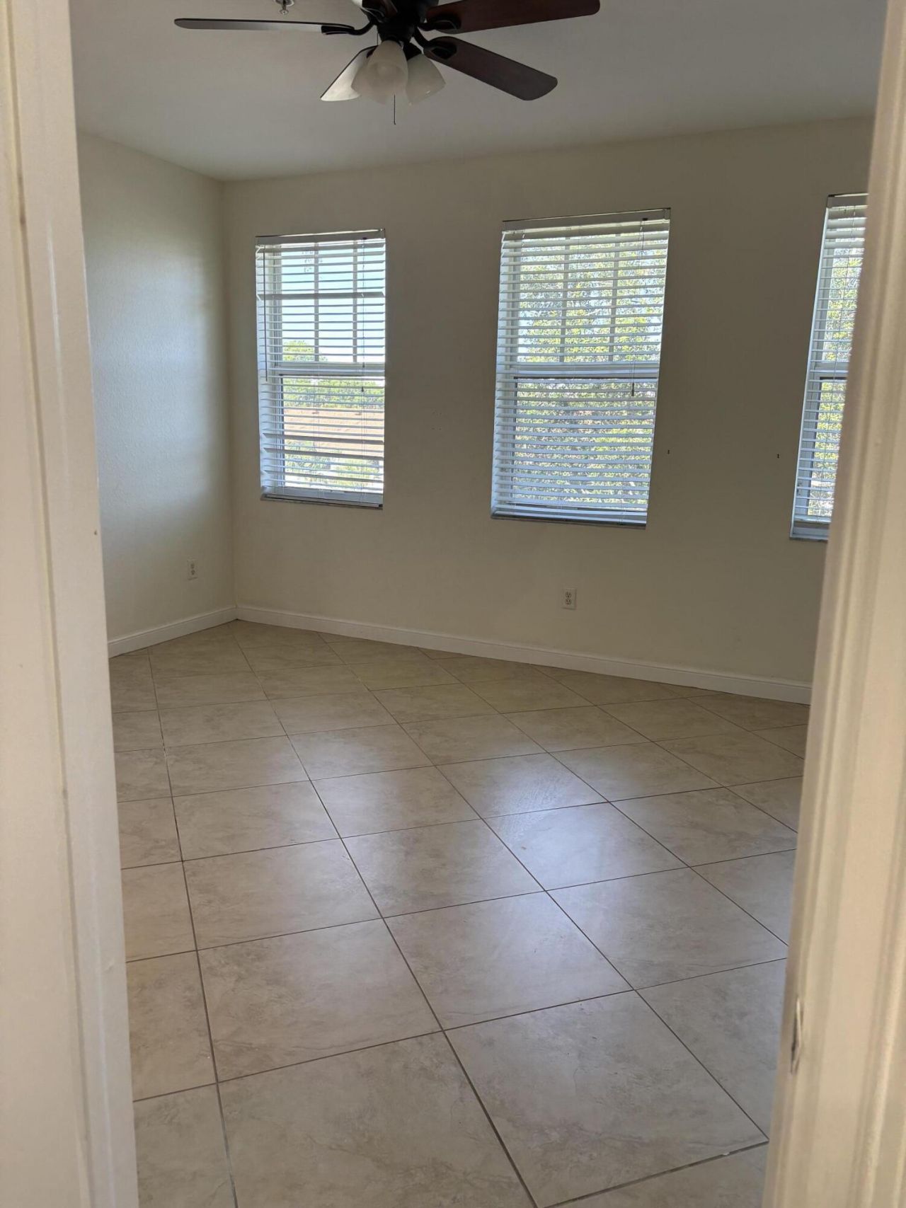 590 Amador Lane, Unit 5, West Palm Beach, FL 33401 Photo