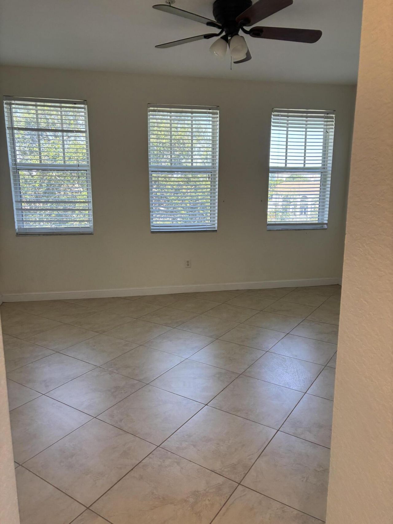 590 Amador Lane, Unit 5, West Palm Beach, FL 33401 Photo