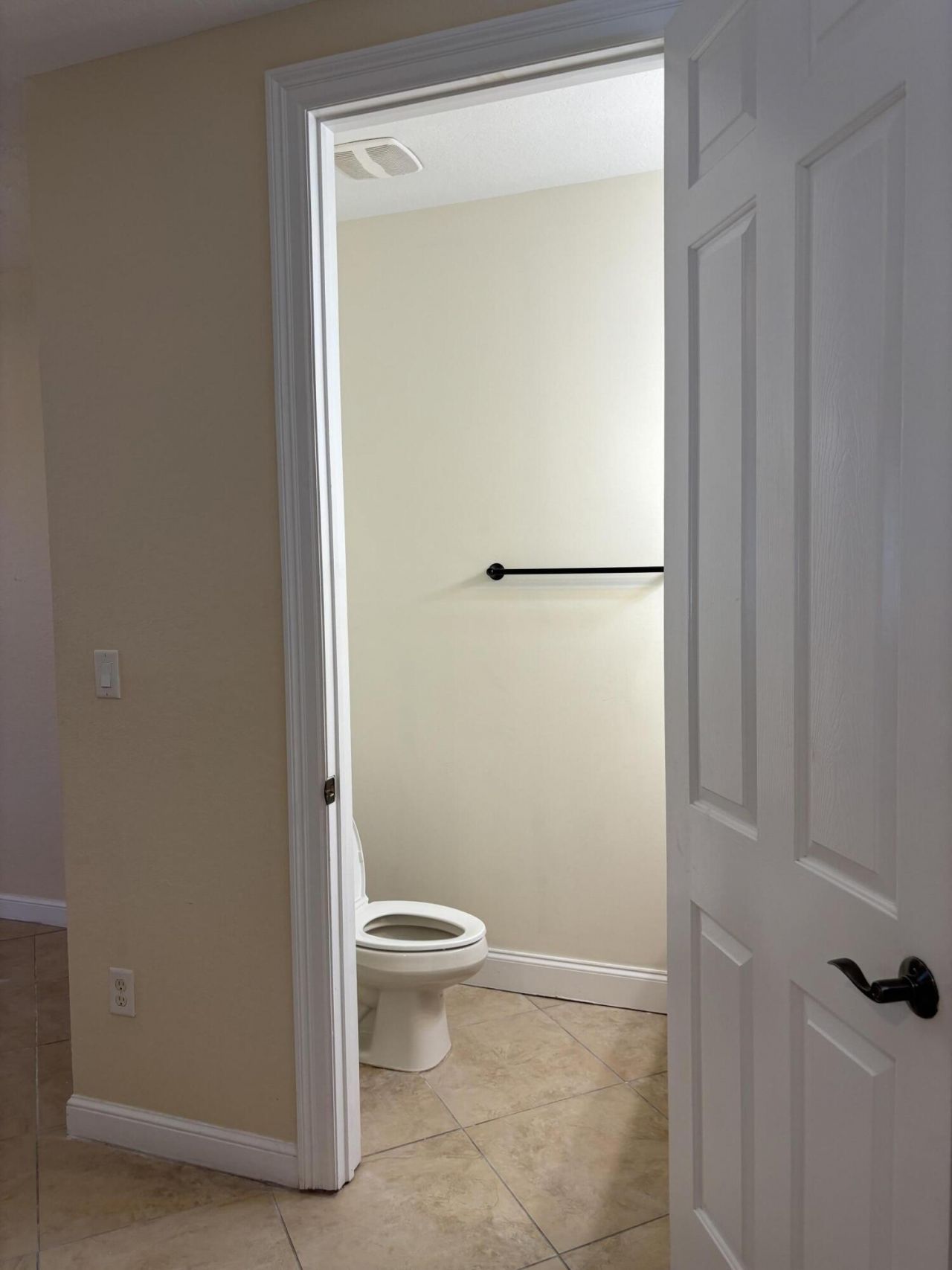 590 Amador Lane, Unit 5, West Palm Beach, FL 33401 Photo