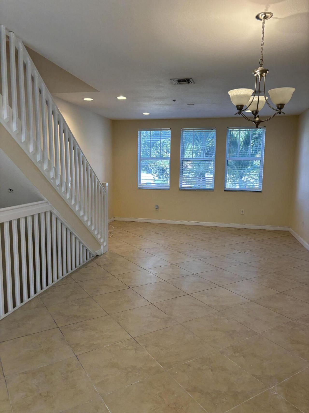 590 Amador Lane, Unit 5, West Palm Beach, FL 33401 Photo