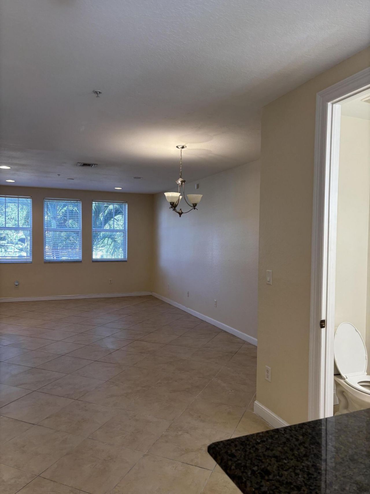 590 Amador Lane, Unit 5, West Palm Beach, FL 33401 Photo
