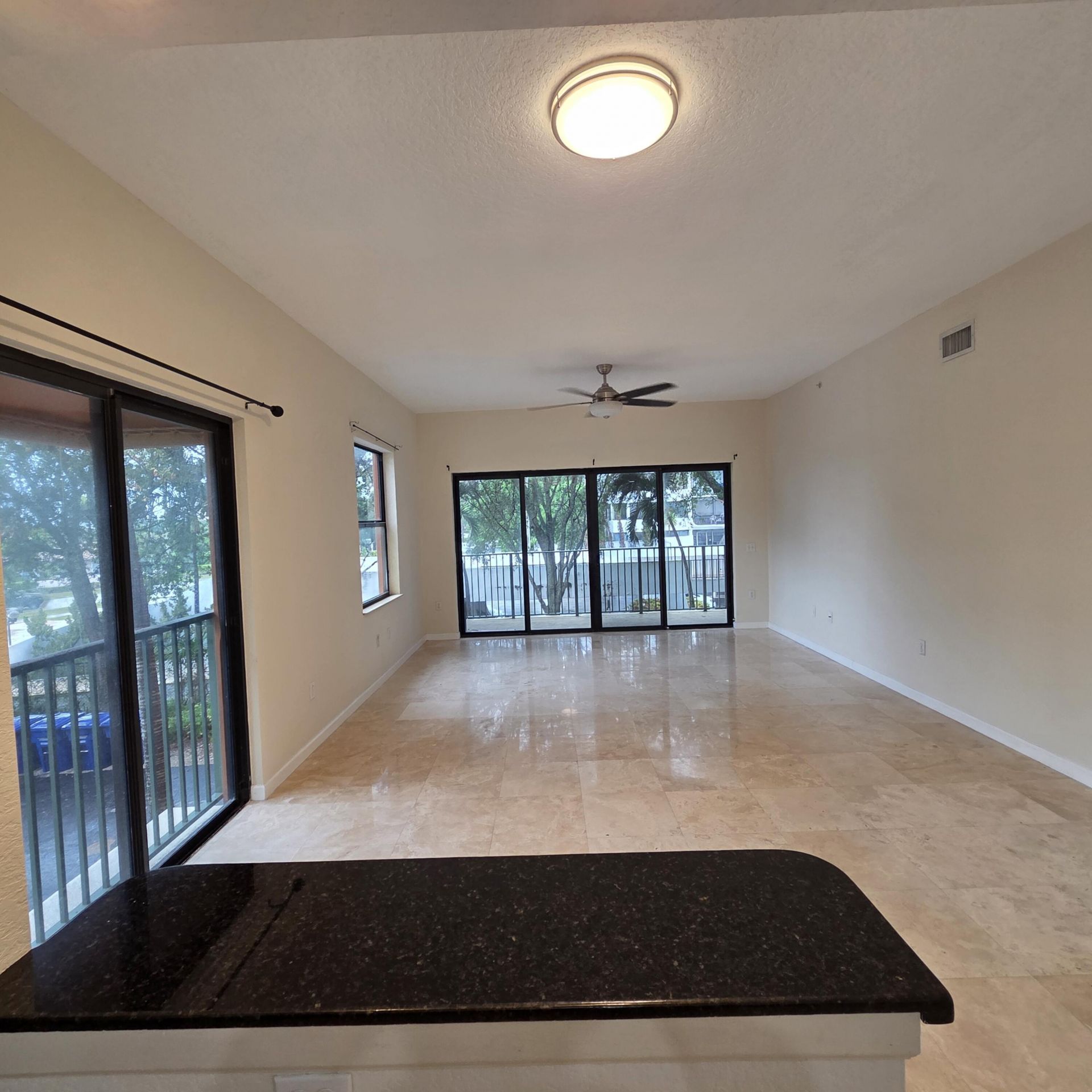 1640 Presidential Way, West Palm Beach, FL 33401 Photo
