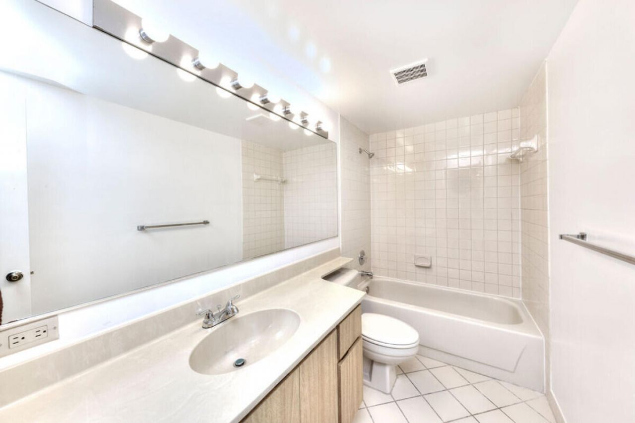 5731 57th Way, Unit 42a, West Palm Beach, FL 33409 Photo