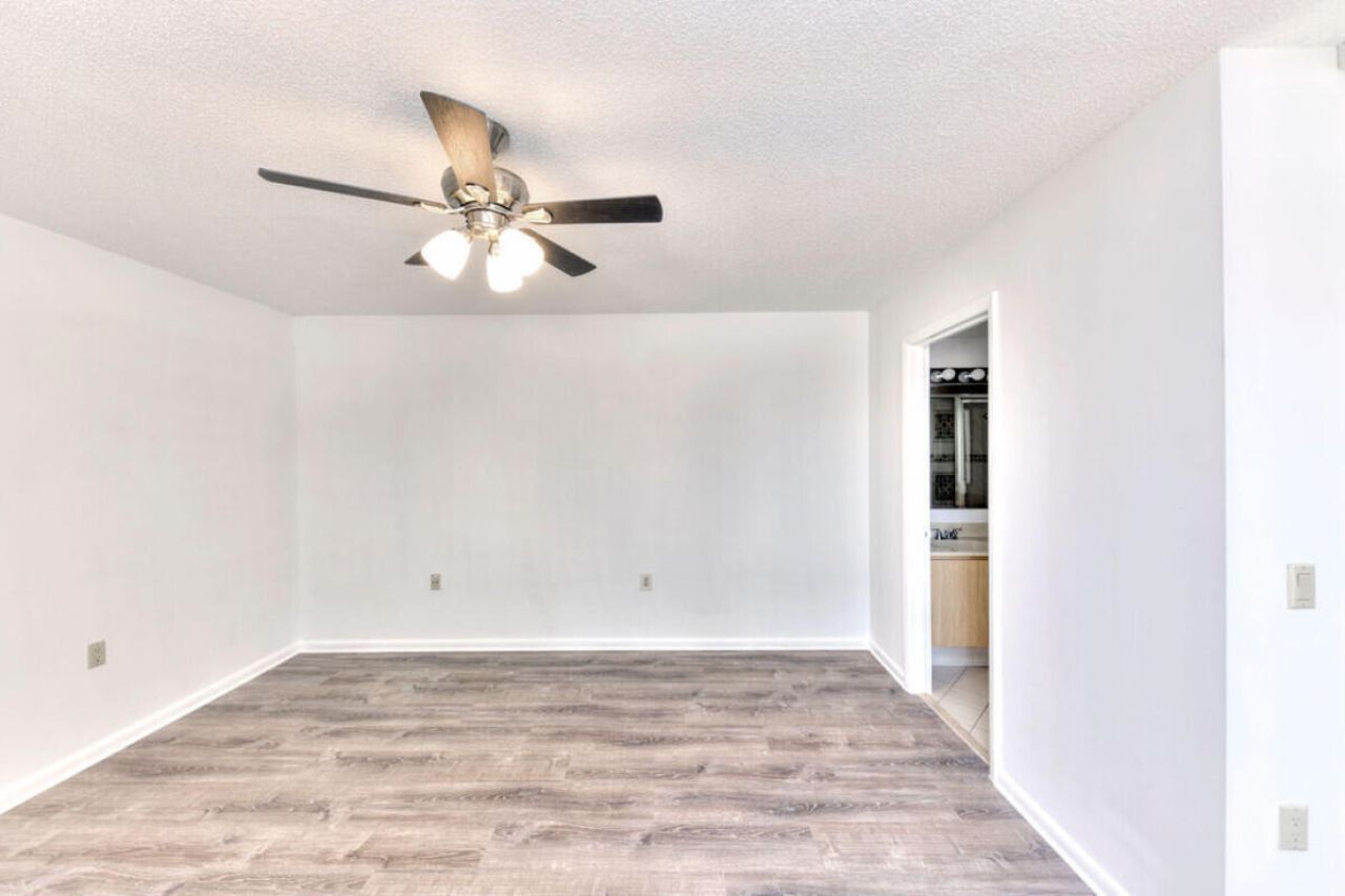 5731 57th Way, Unit 42a, West Palm Beach, FL 33409 Photo