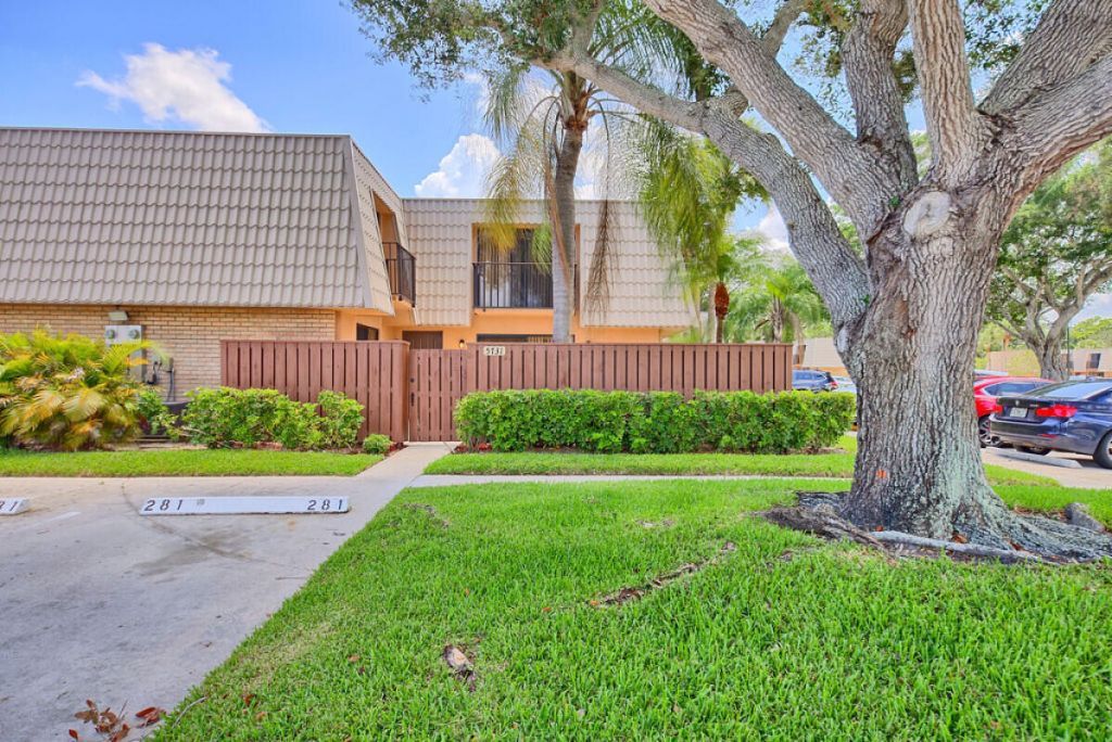 5731 57th Way, Unit 42a, West Palm Beach, FL 33409 Photo