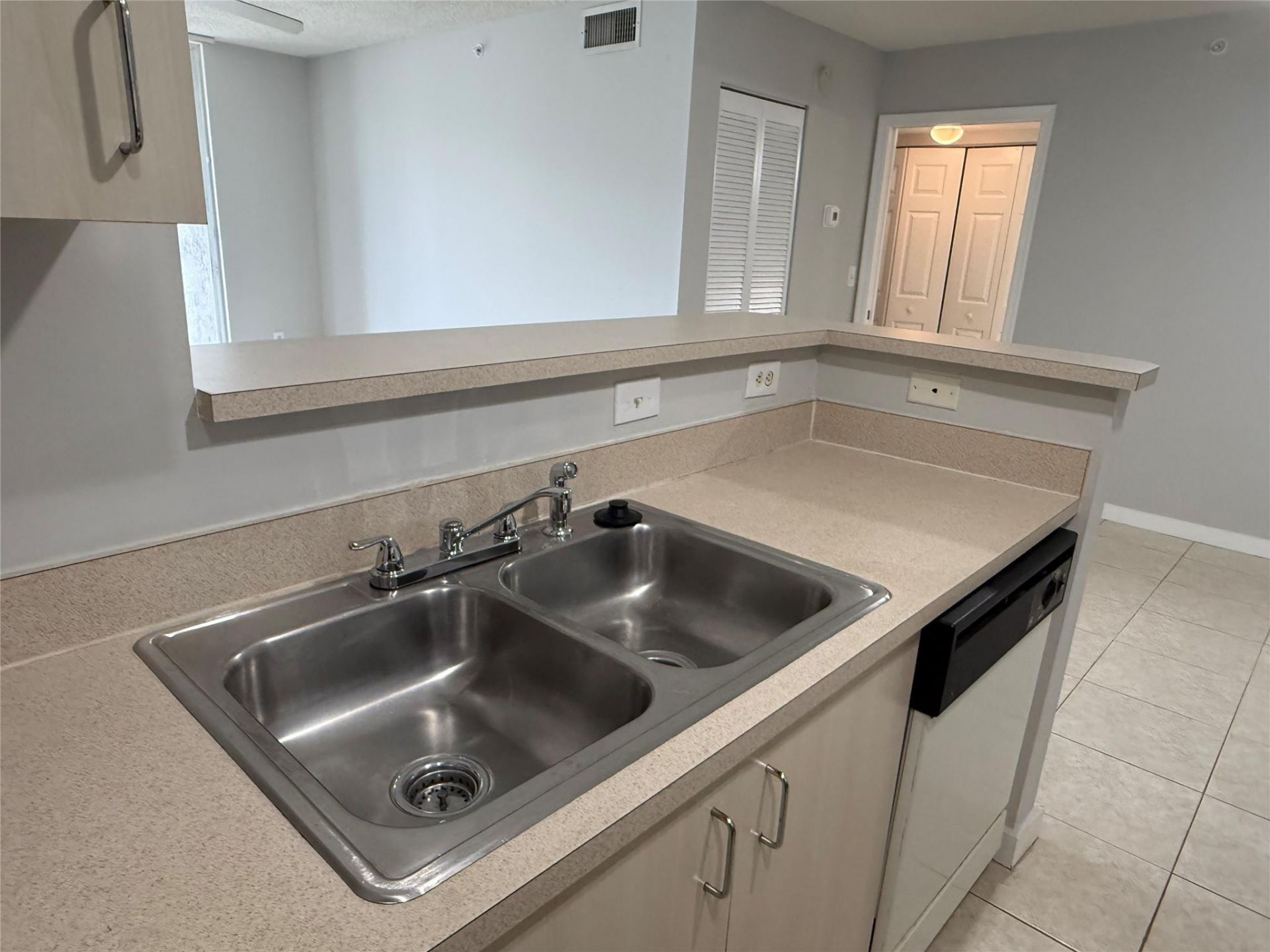 11165 SW 6th Street, Unit 204, Pembroke Pines, FL 33025 Photo