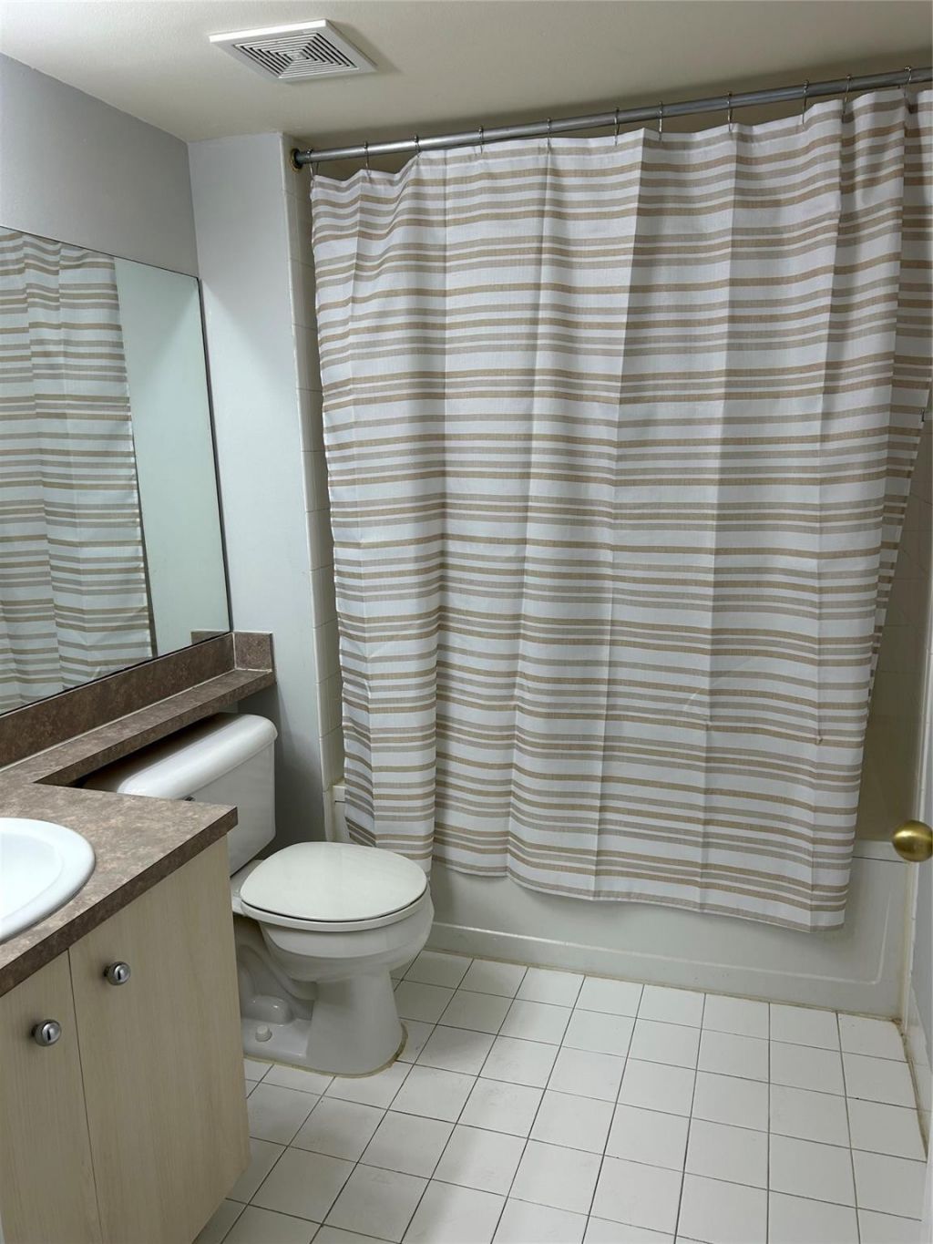 11165 SW 6th Street, Unit 204, Pembroke Pines, FL 33025 Photo