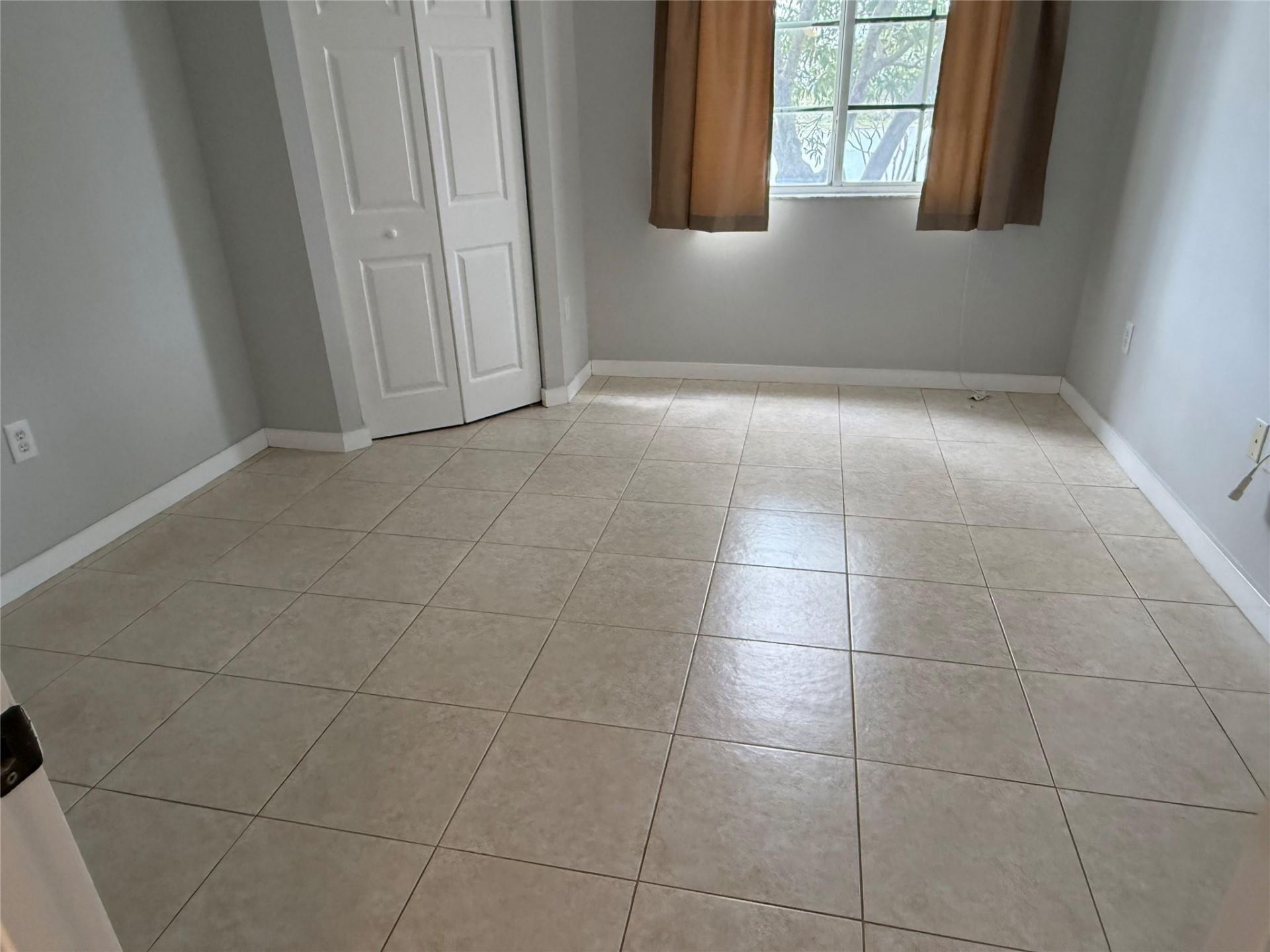 11165 SW 6th Street, Unit 204, Pembroke Pines, FL 33025 Photo