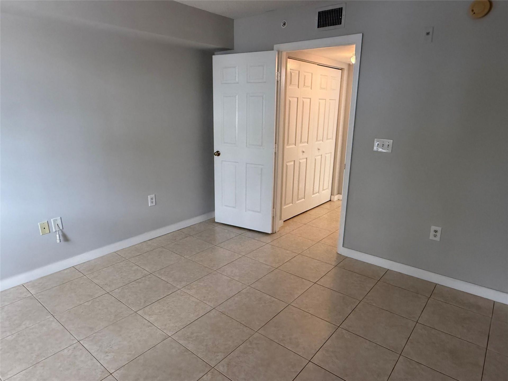 11165 SW 6th Street, Unit 204, Pembroke Pines, FL 33025 Photo