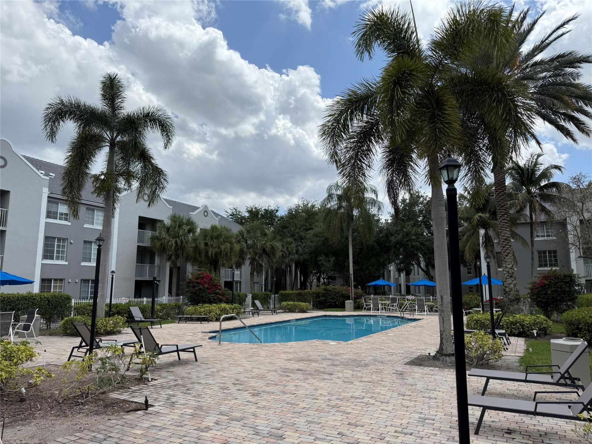 11165 SW 6th Street, Unit 204, Pembroke Pines, FL 33025 Photo
