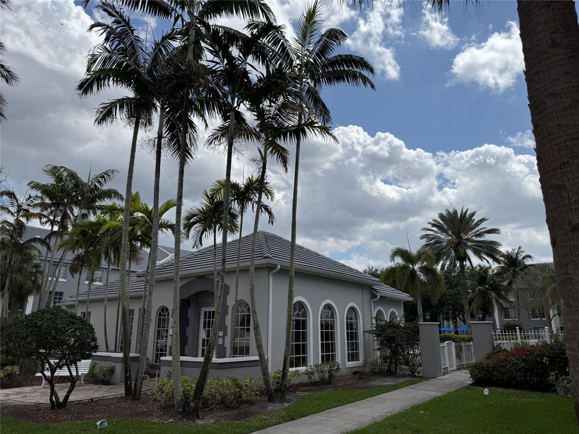 11165 SW 6th Street, Unit 204, Pembroke Pines, FL 33025 Photo