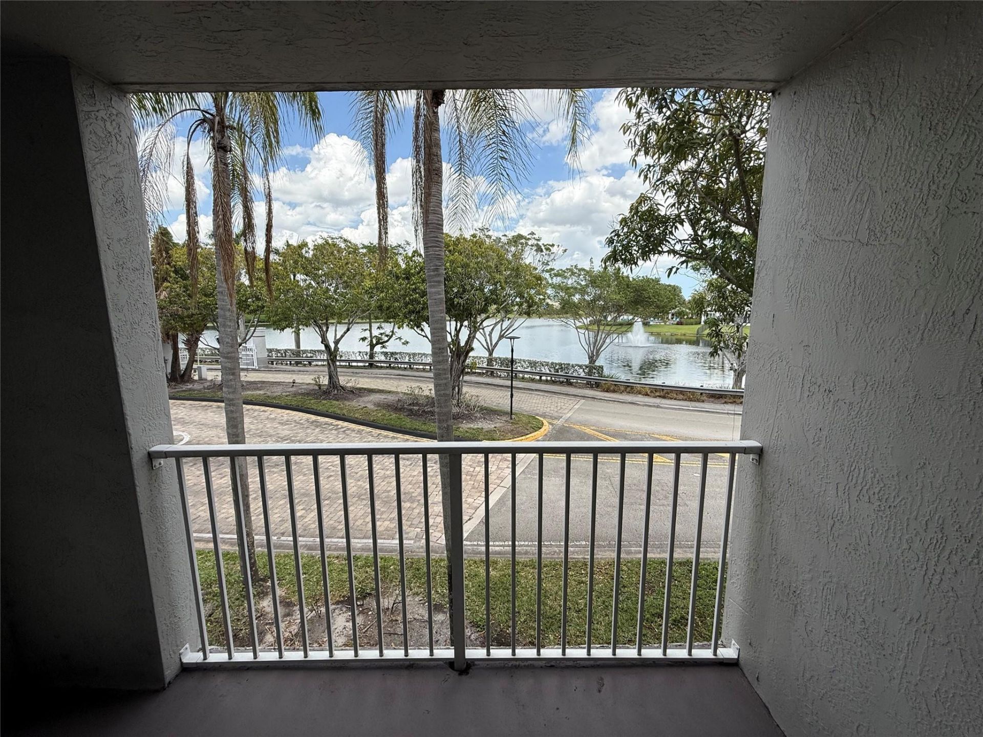 11165 SW 6th Street, Unit 204, Pembroke Pines, FL 33025 Photo