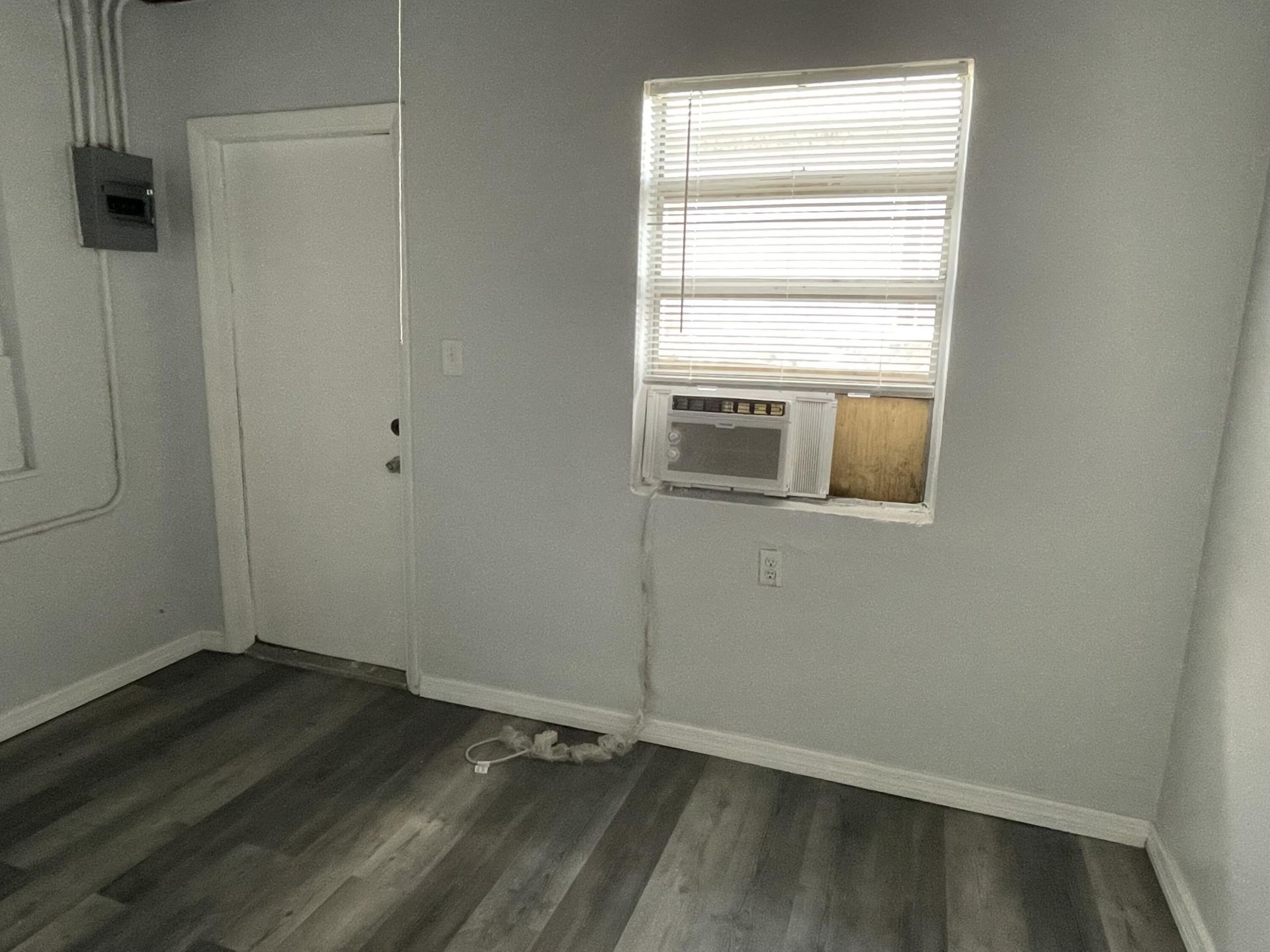107 E 27th Street, Riviera Beach, FL 33404 Photo