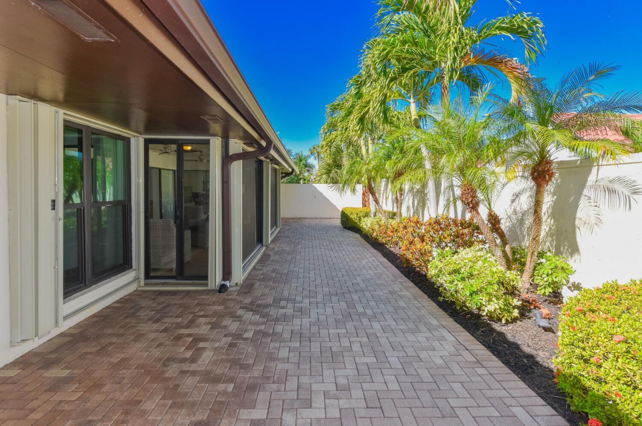 1469 VÃ­a Privada, Jupiter, FL 33477 Photo
