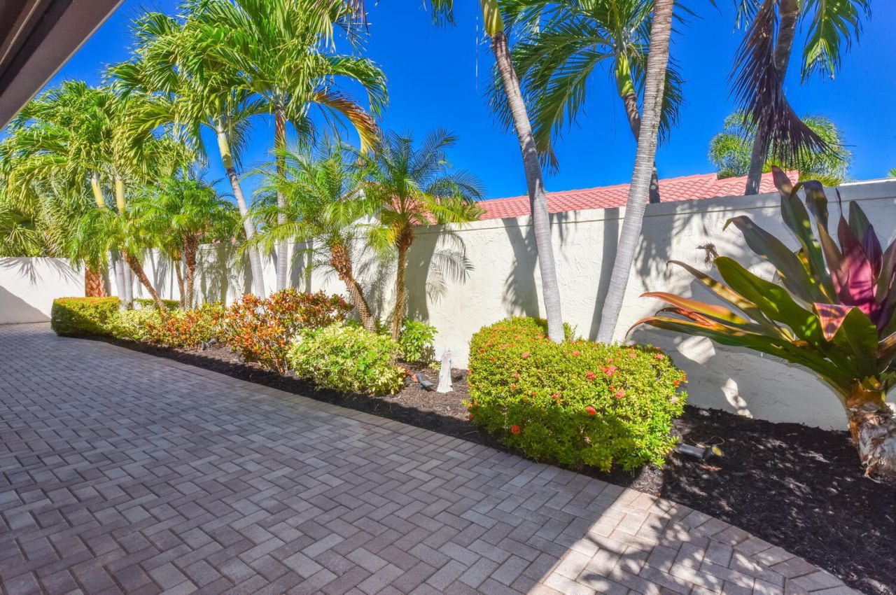 1469 VÃ­a Privada, Jupiter, FL 33477 Photo