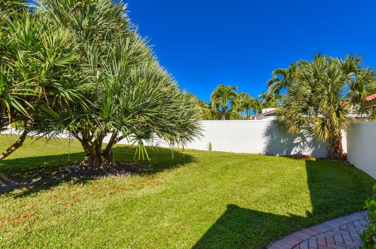 1469 VÃ­a Privada, Jupiter, FL 33477 Photo