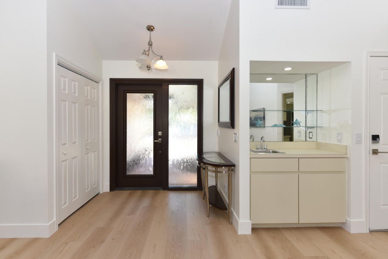 1469 VÃ­a Privada, Jupiter, FL 33477 Photo