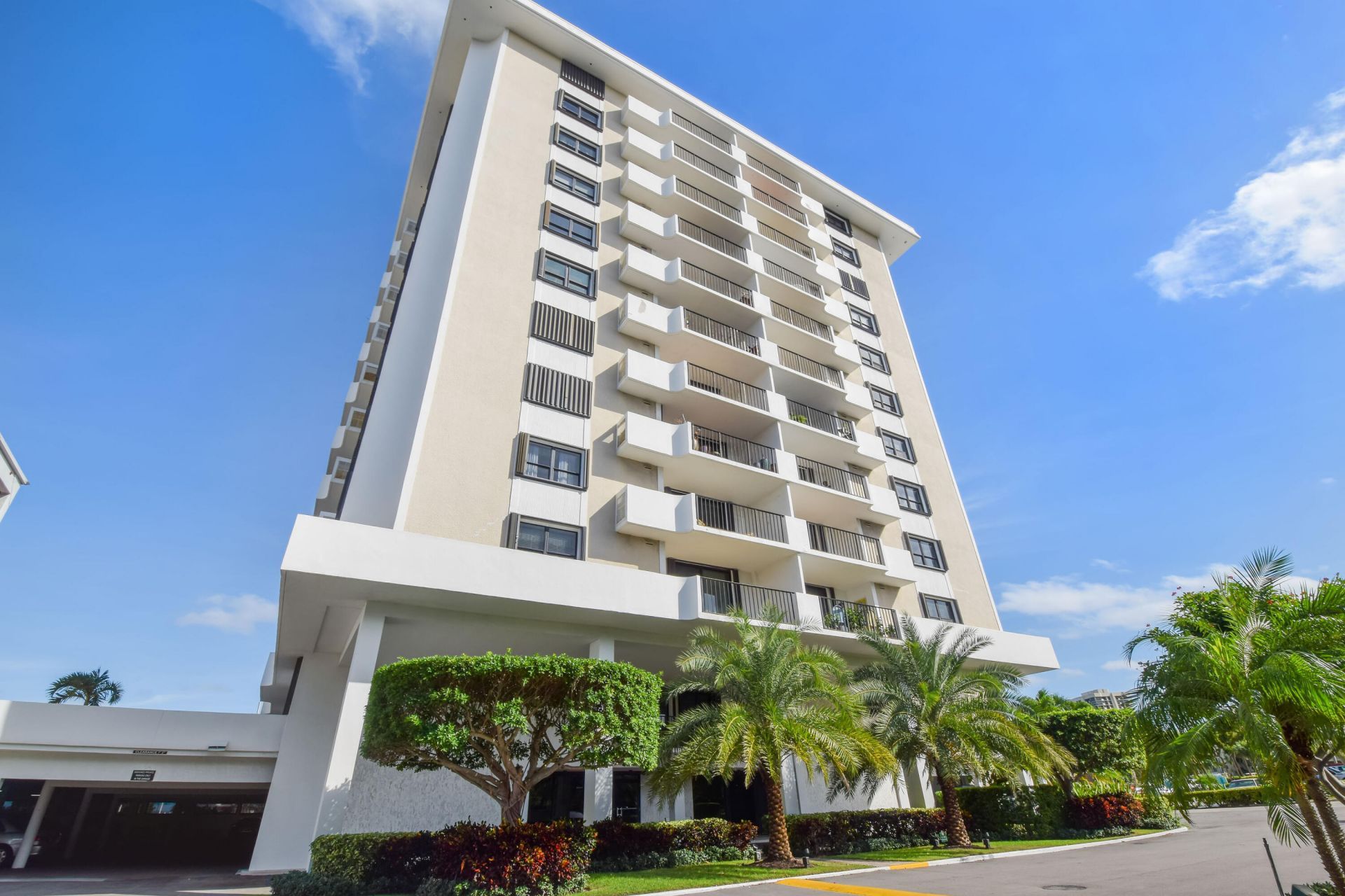1200 Marine Way, Unit 601, North Palm Beach, FL 33408 Photo