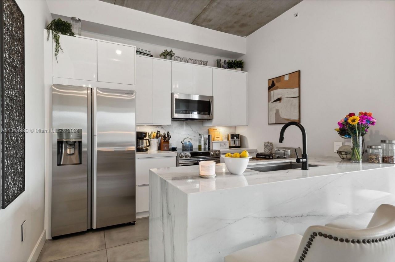 111 SE 2nd Street, Unit 201, Delray Beach, FL 33444 Photo