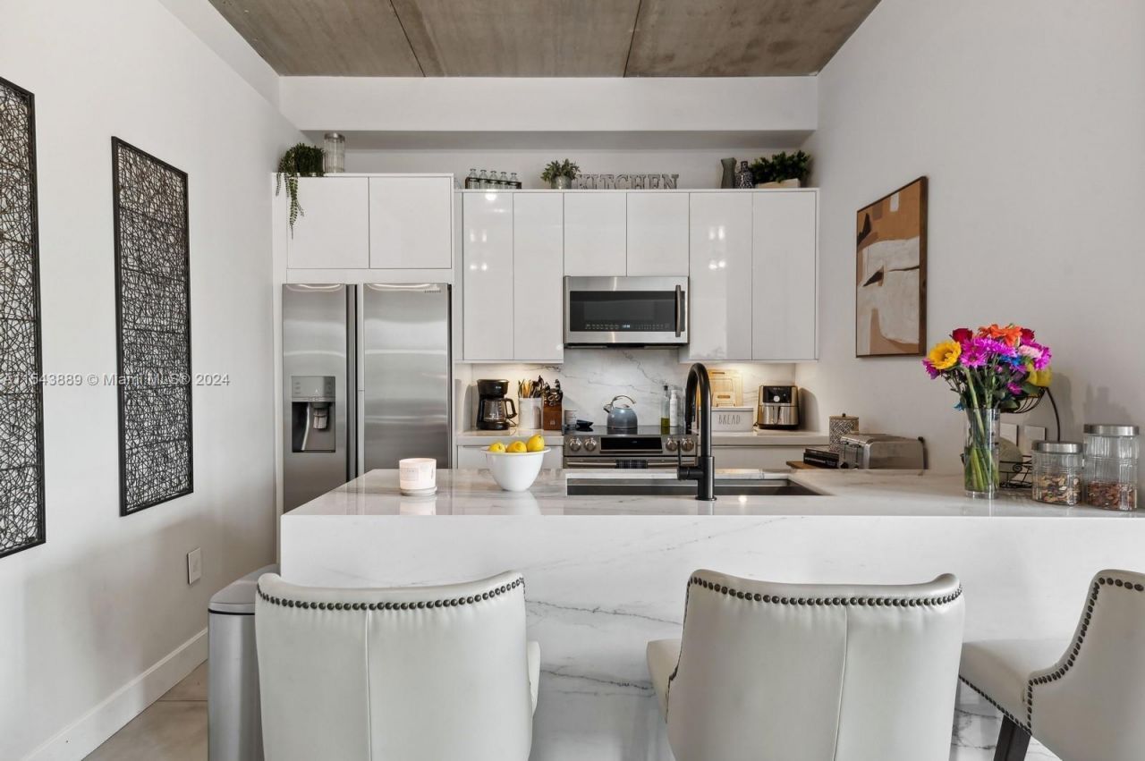 111 SE 2nd Street, Unit 201, Delray Beach, FL 33444 Photo