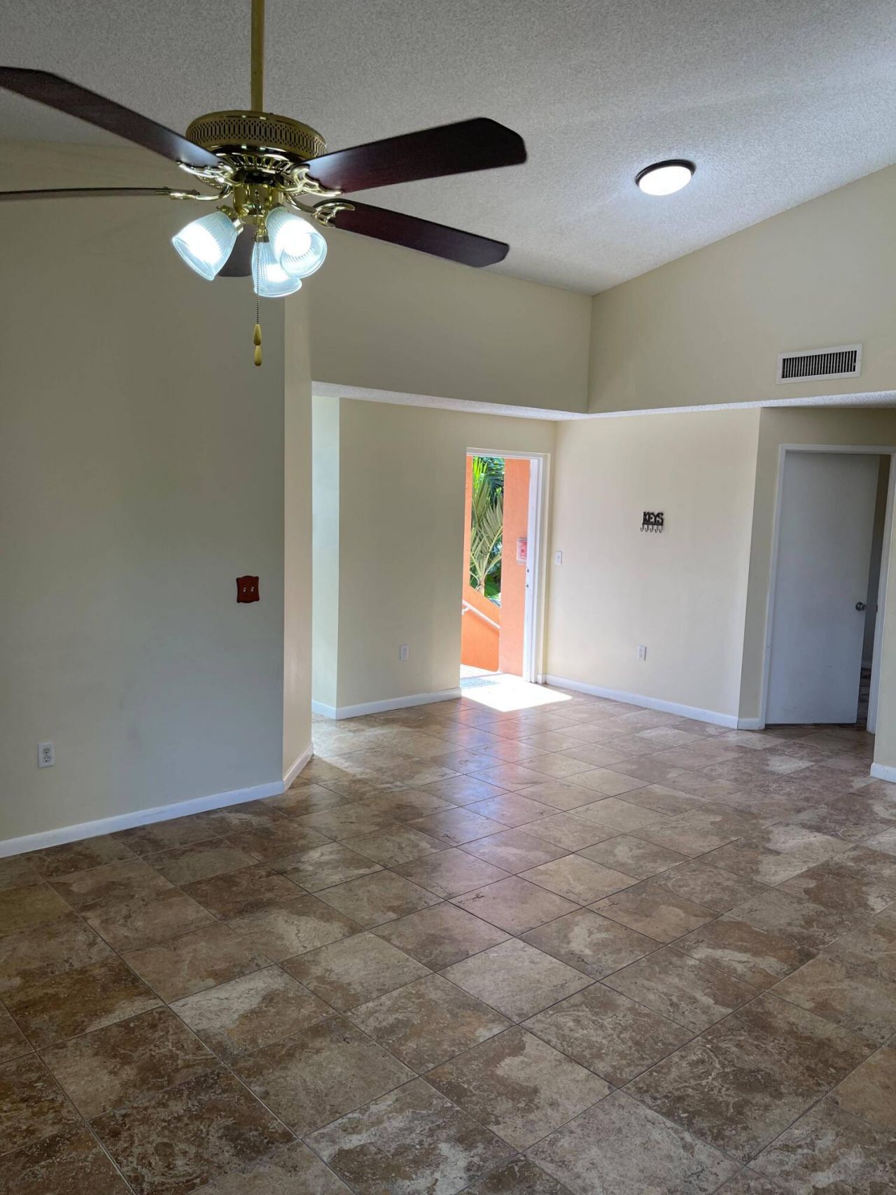 6984 SW 39th Street, Unit H206, Davie, FL 33314 Photo