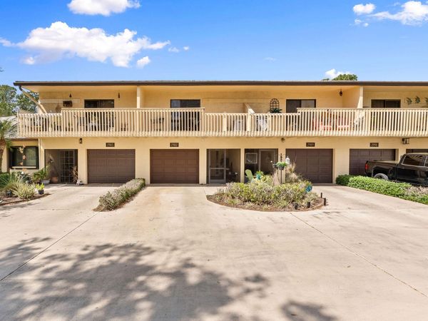 2987 Bent Pine Drive, Fort Pierce, FL 34951