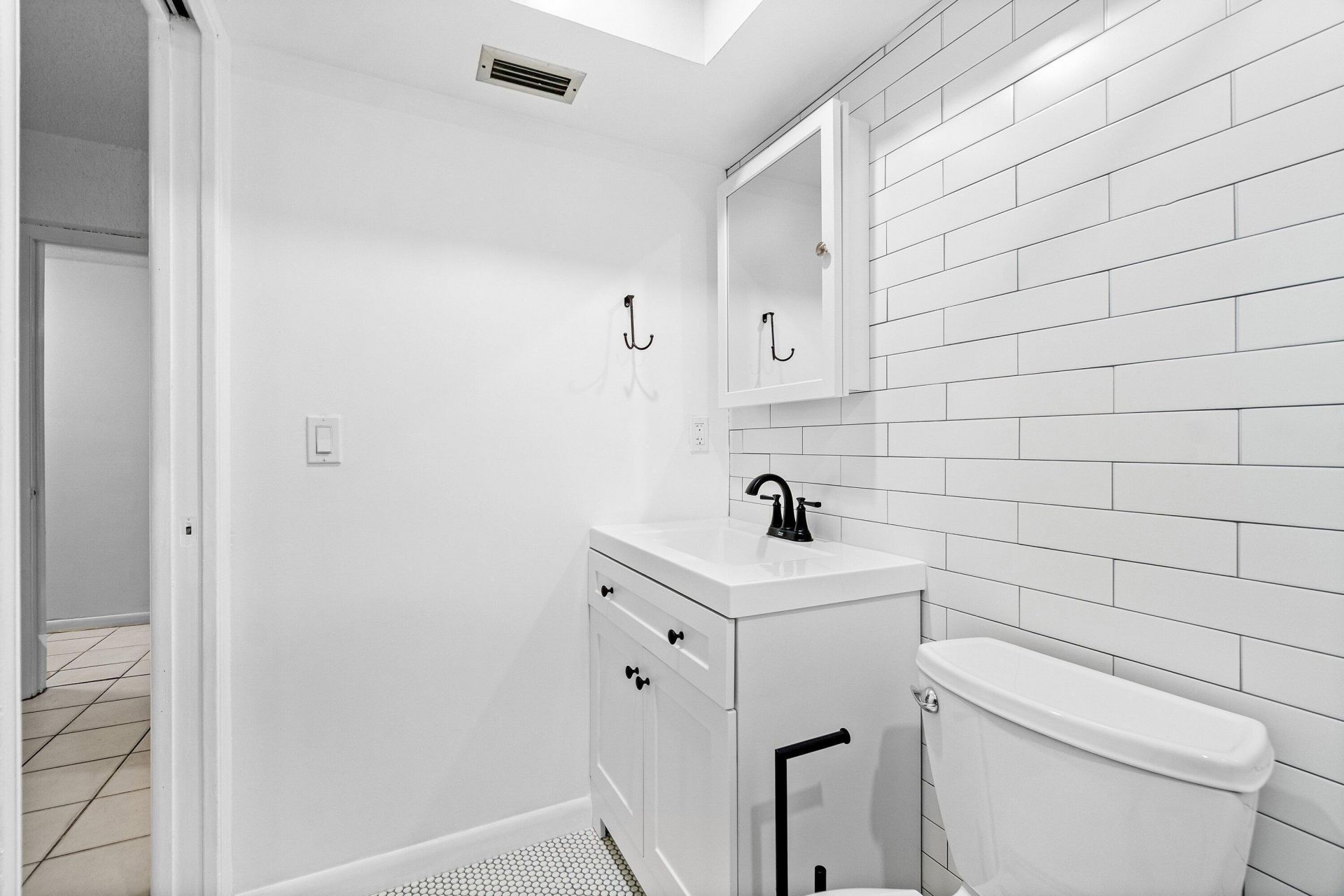 626 N Federal Highway, Unit 3, Lake Worth Beach, FL 33460 Photo