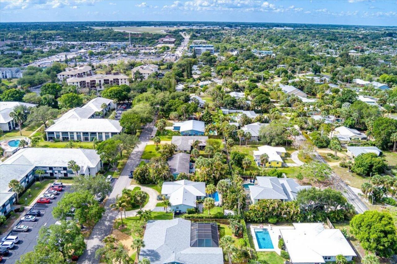 206 SE Wentworth Drive, Stuart, FL 34996 Photo