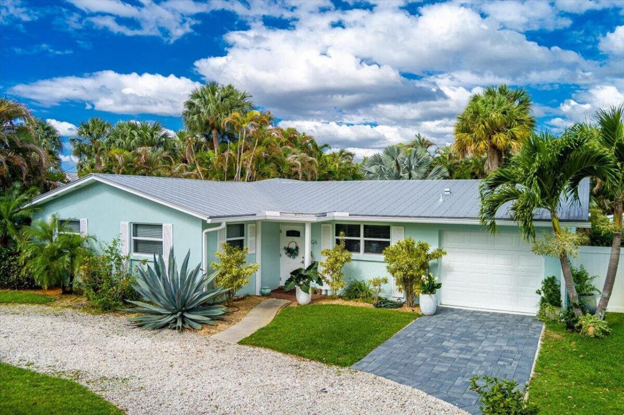 206 SE Wentworth Drive, Stuart, FL 34996 Photo