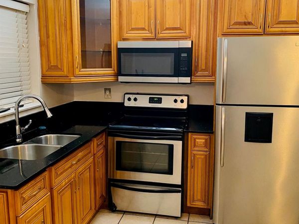 1301 N 12th Court, Unit 12a, Hollywood, FL 33019