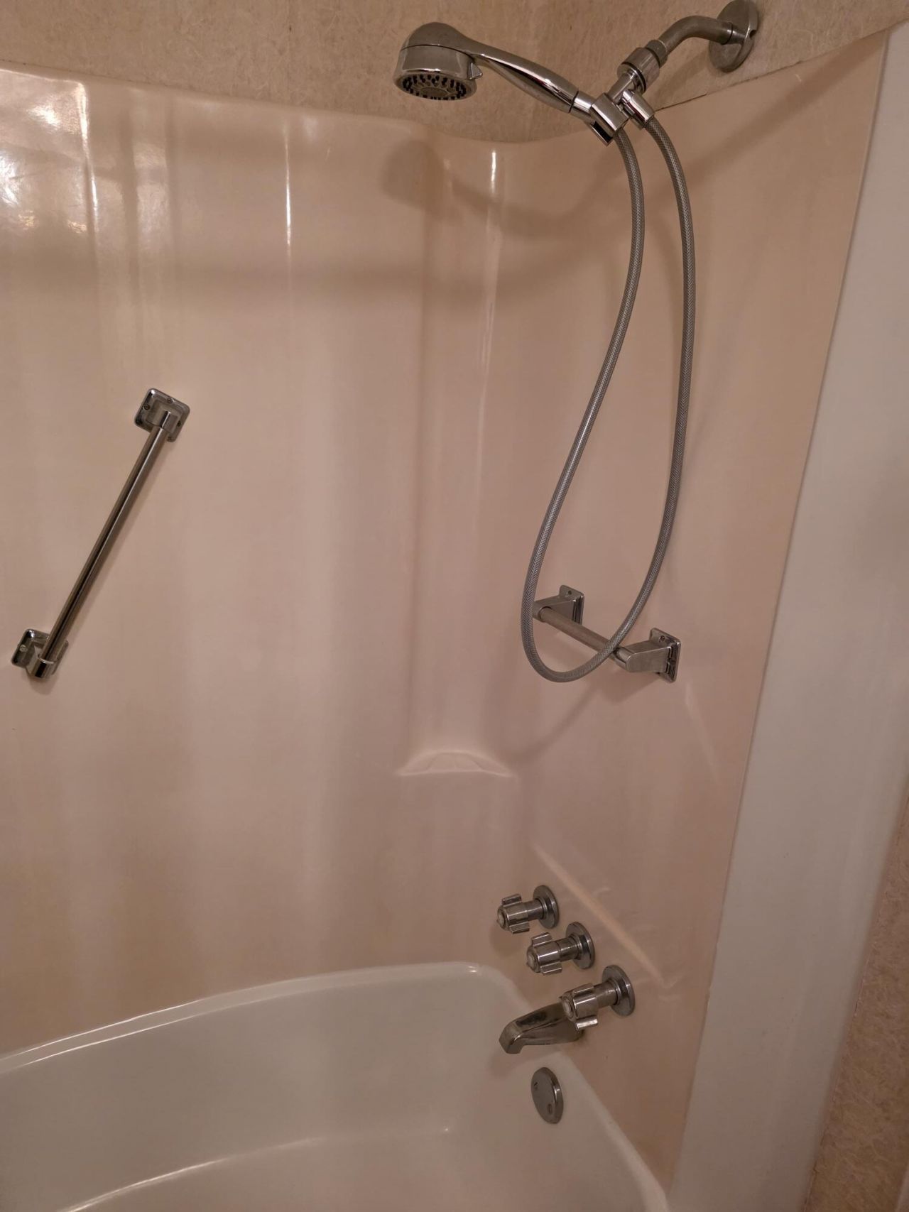 3048 E Sunrise Lakes Drive E, Unit 412, Sunrise, FL 33322 Photo