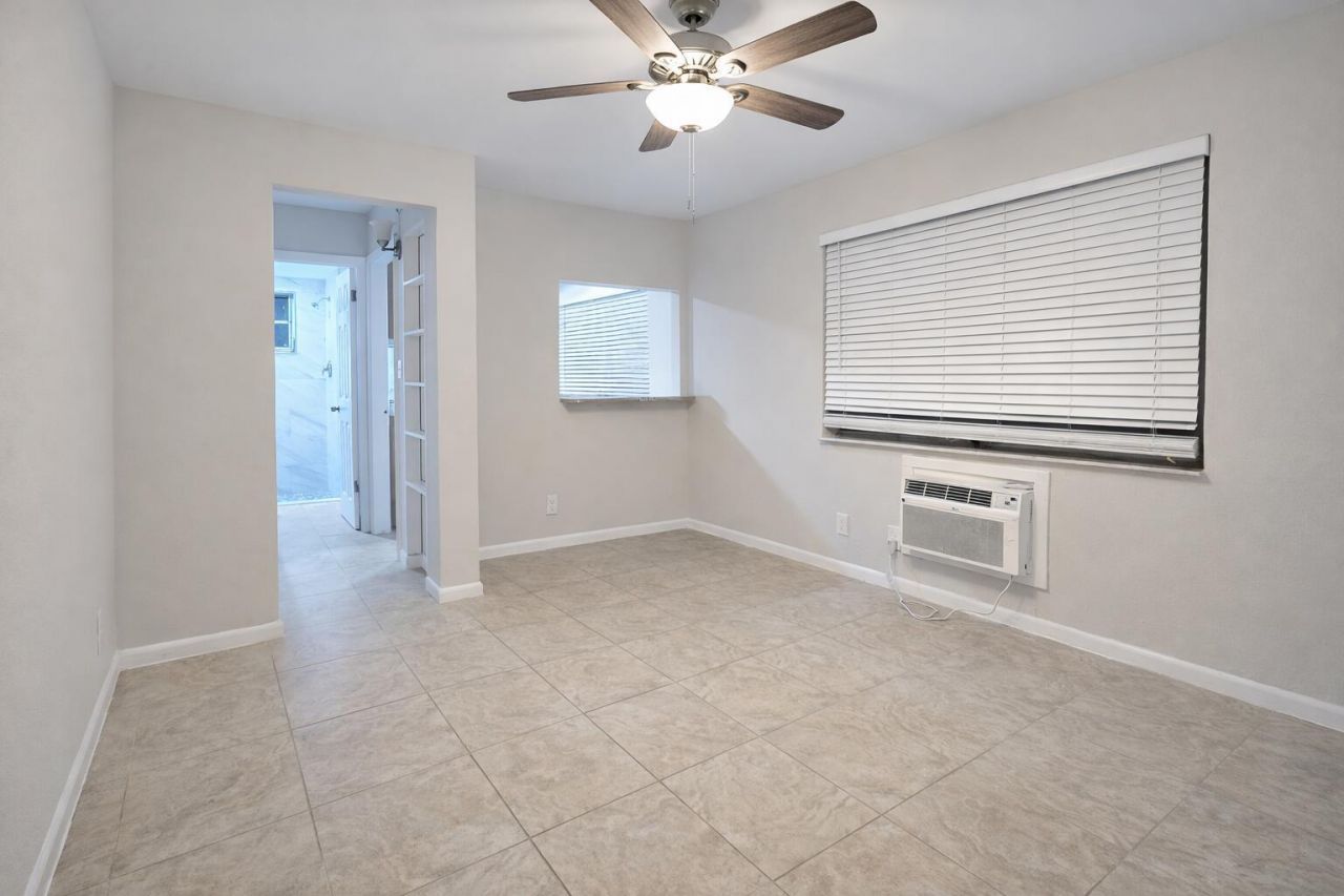 331 Walton Boulevard, Unit 5, West Palm Beach, FL 33405 Photo
