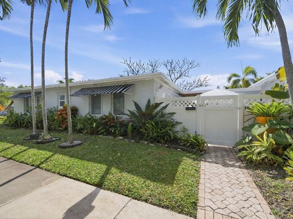 1614 NE 7th Street, Fort Lauderdale, FL 33304