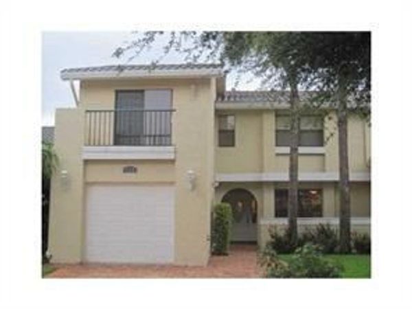 6115 Via Laguna, Boca Raton, FL 33433