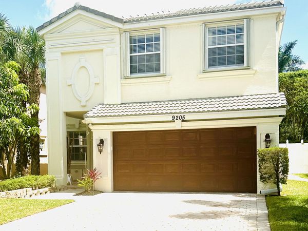 9205 Dupont Place, Wellington, FL 33414