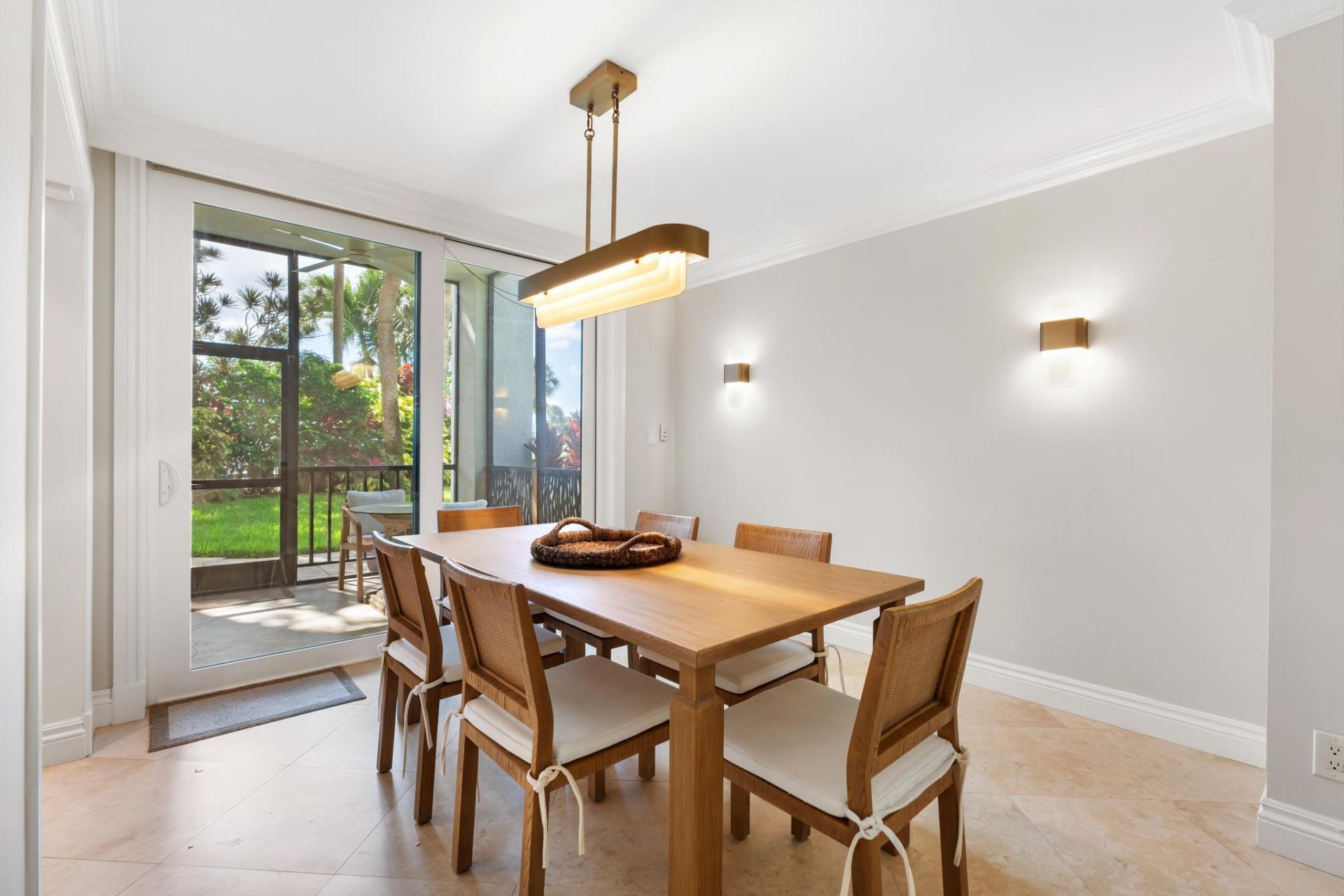 6895 Willow Wood Drive, Unit 1011, Boca Raton, FL 33434 Photo