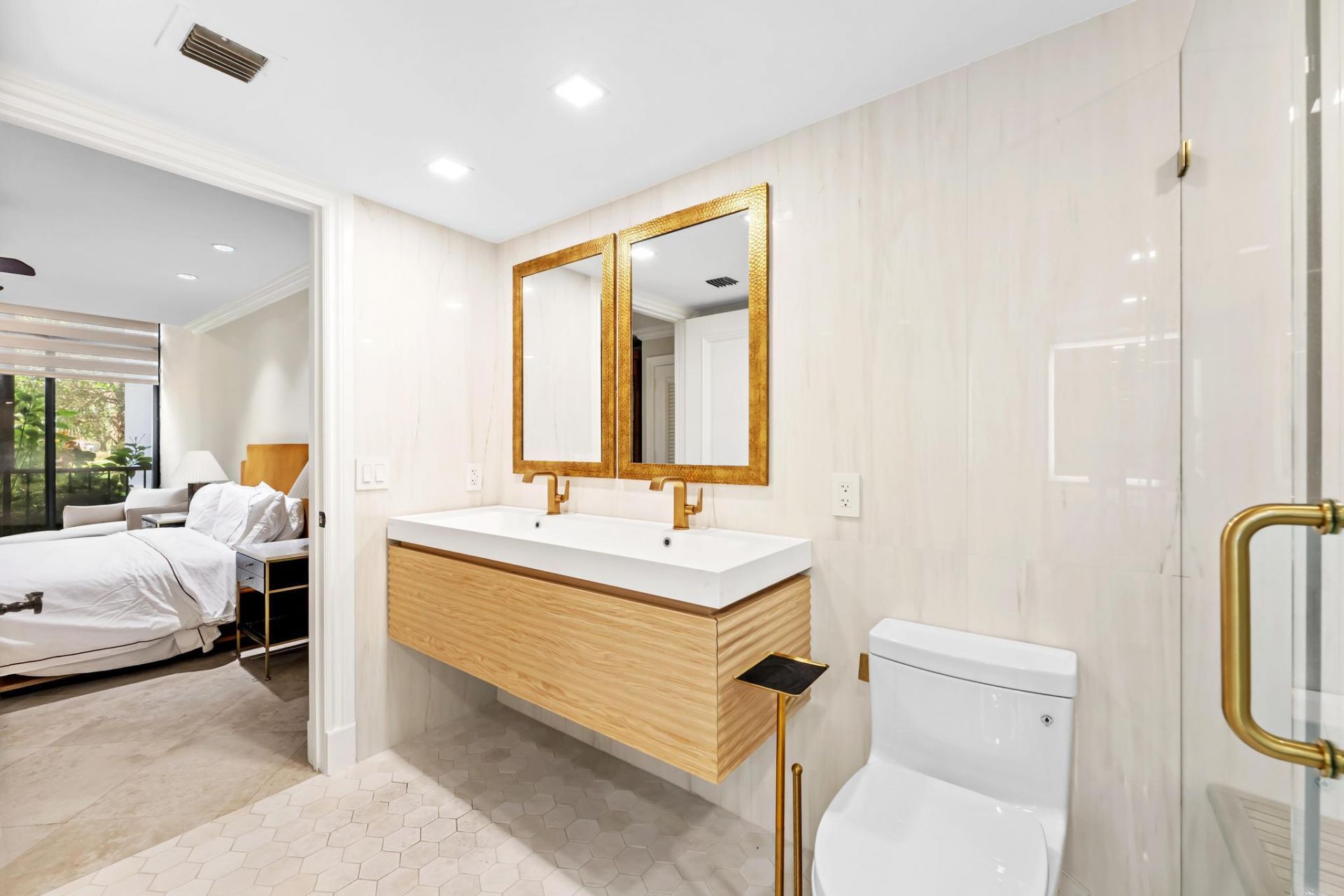 6895 Willow Wood Drive, Unit 1011, Boca Raton, FL 33434 Photo