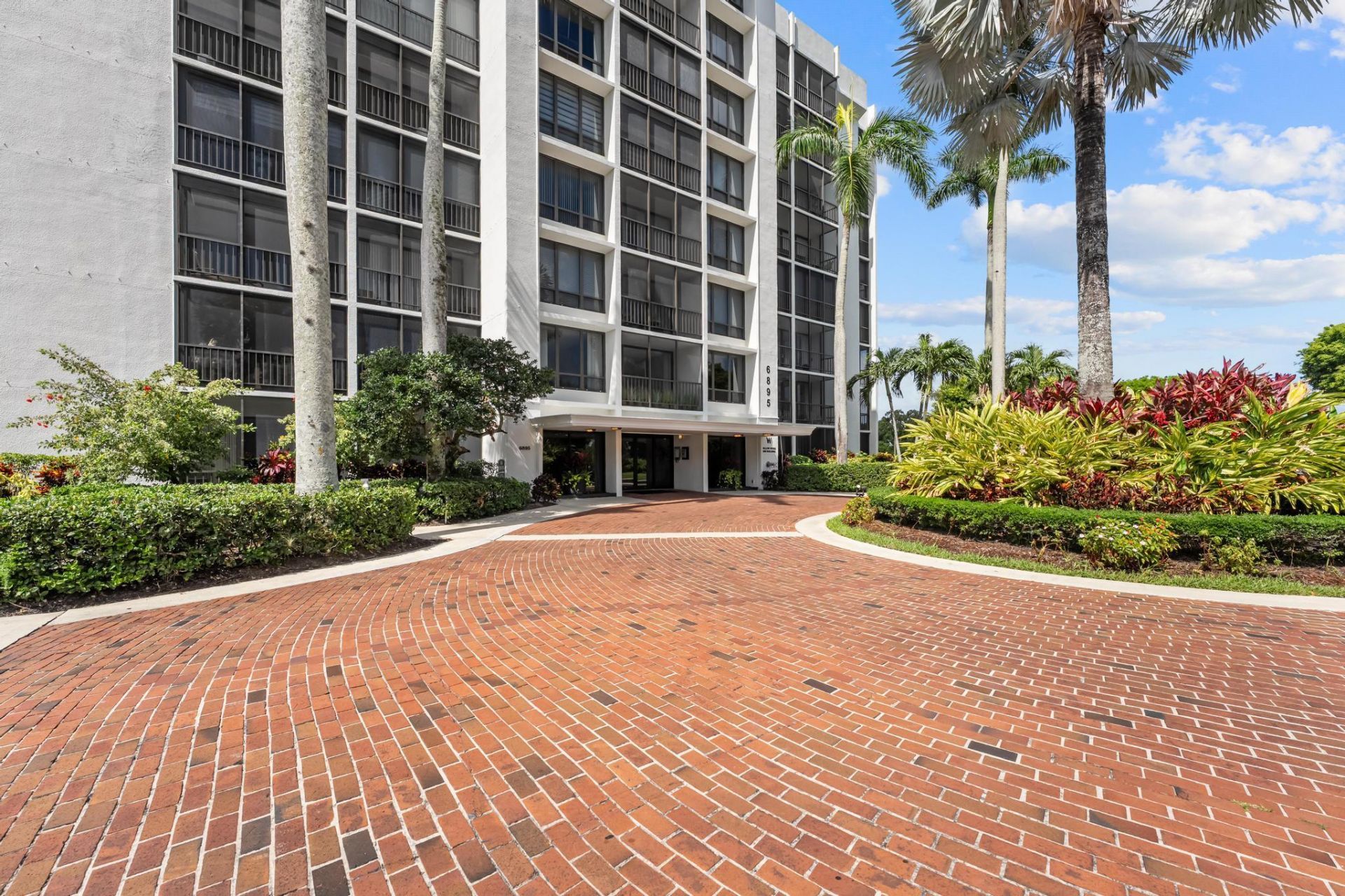 6895 Willow Wood Drive, Unit 1011, Boca Raton, FL 33434 Photo