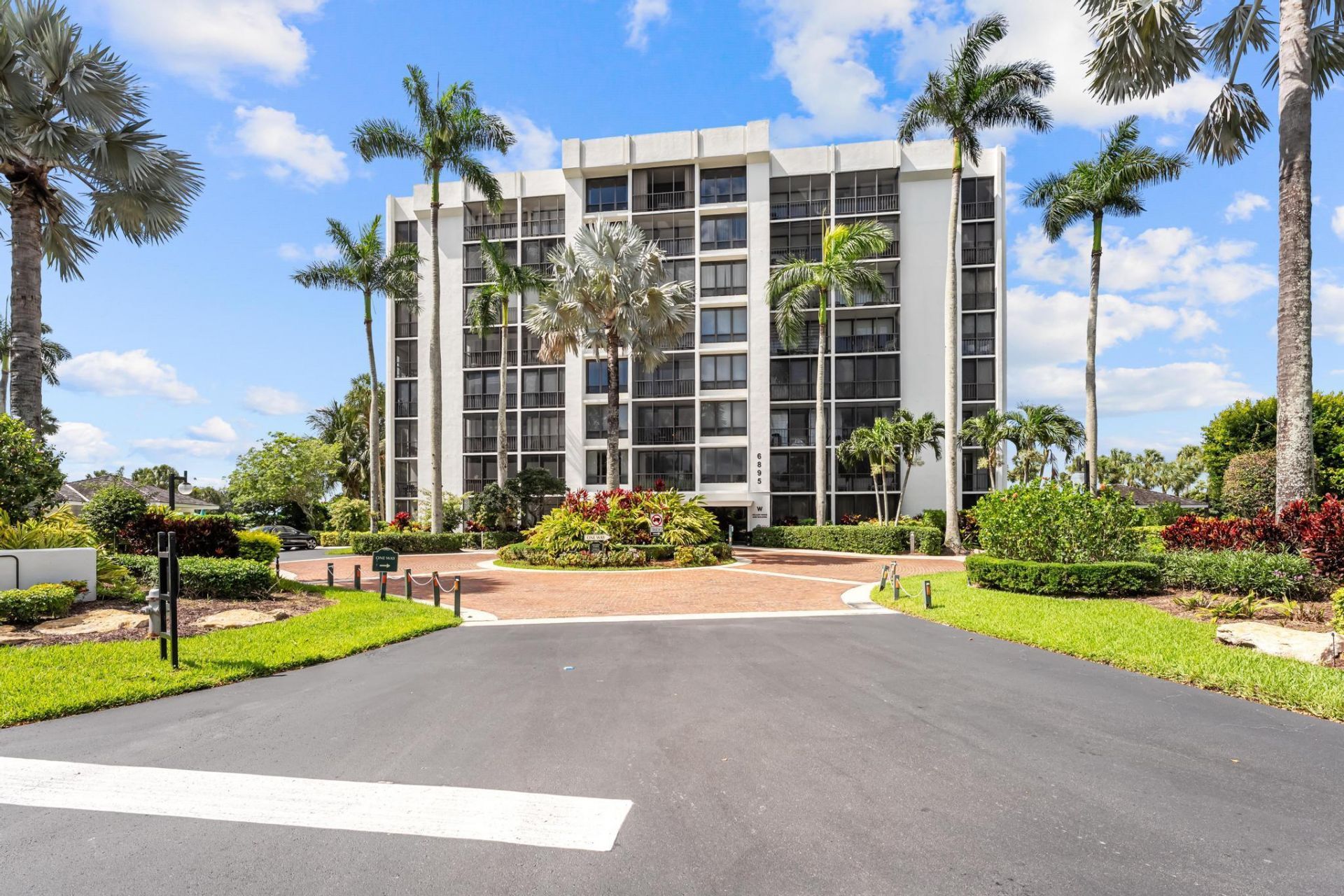 6895 Willow Wood Drive, Unit 1011, Boca Raton, FL 33434 Photo