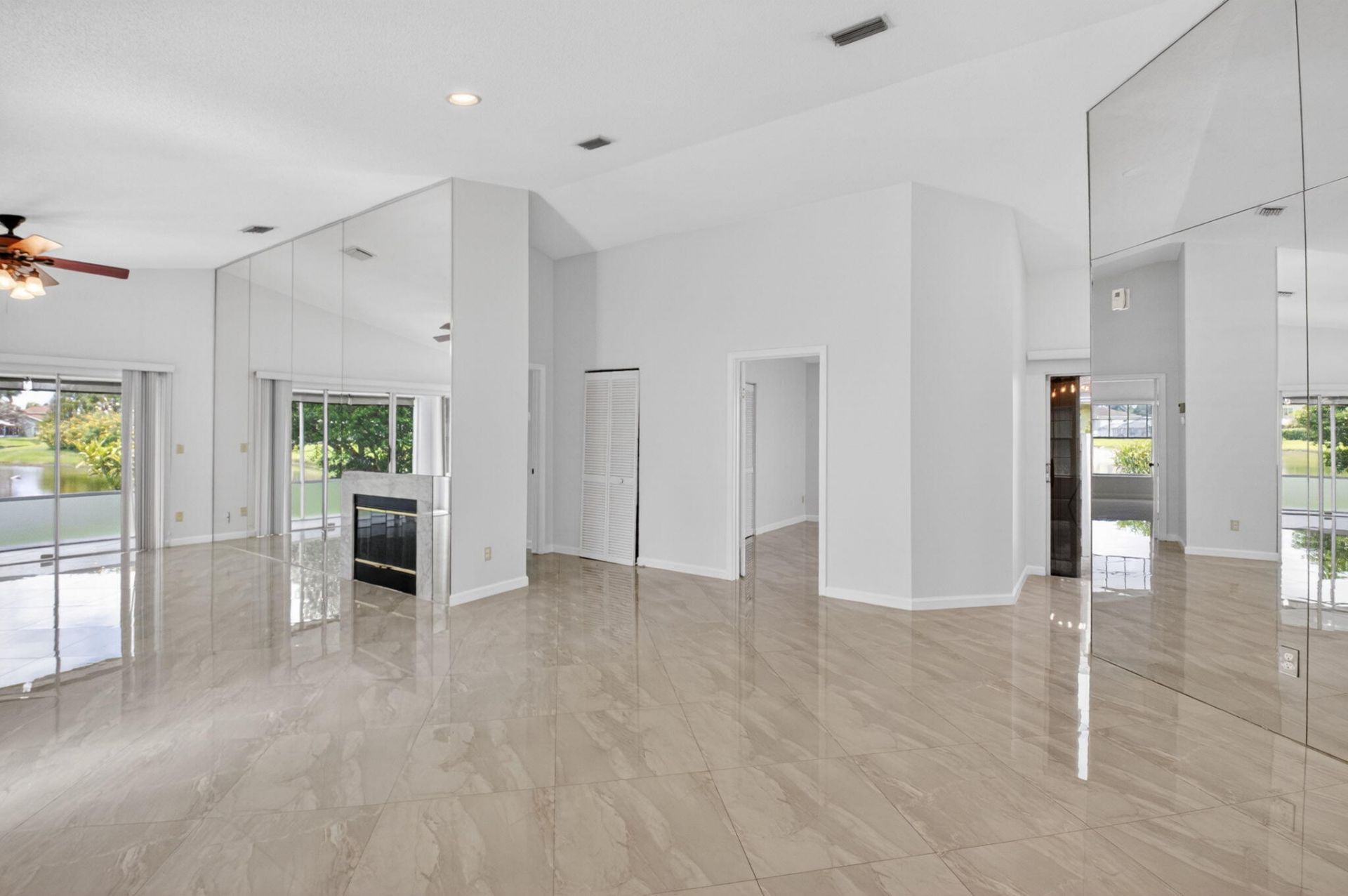 6413 Lansdowne Circle, Boynton Beach, FL 33472 Photo