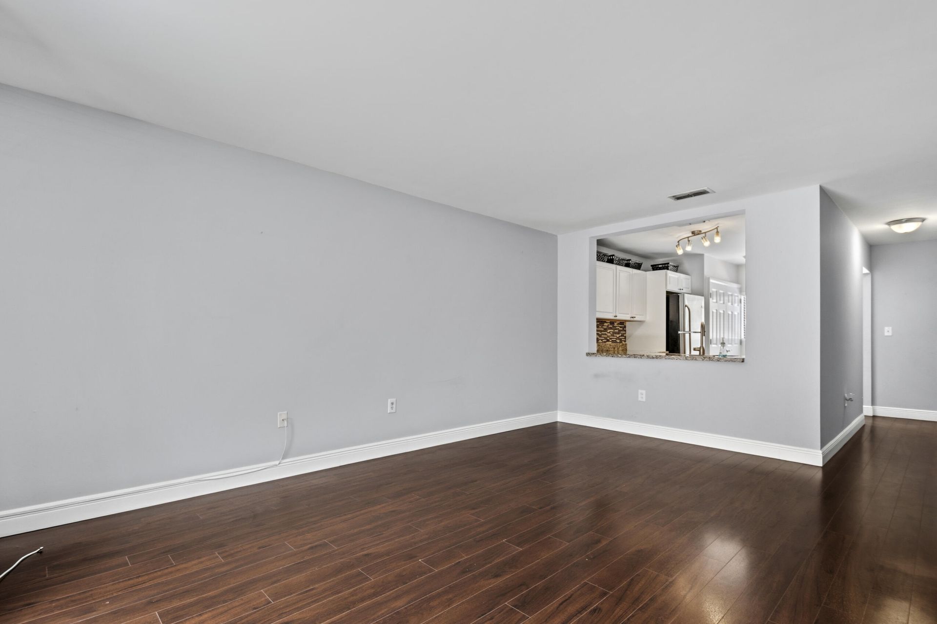 307 Palm Circle E, Pembroke Pines, FL 33025 Photo