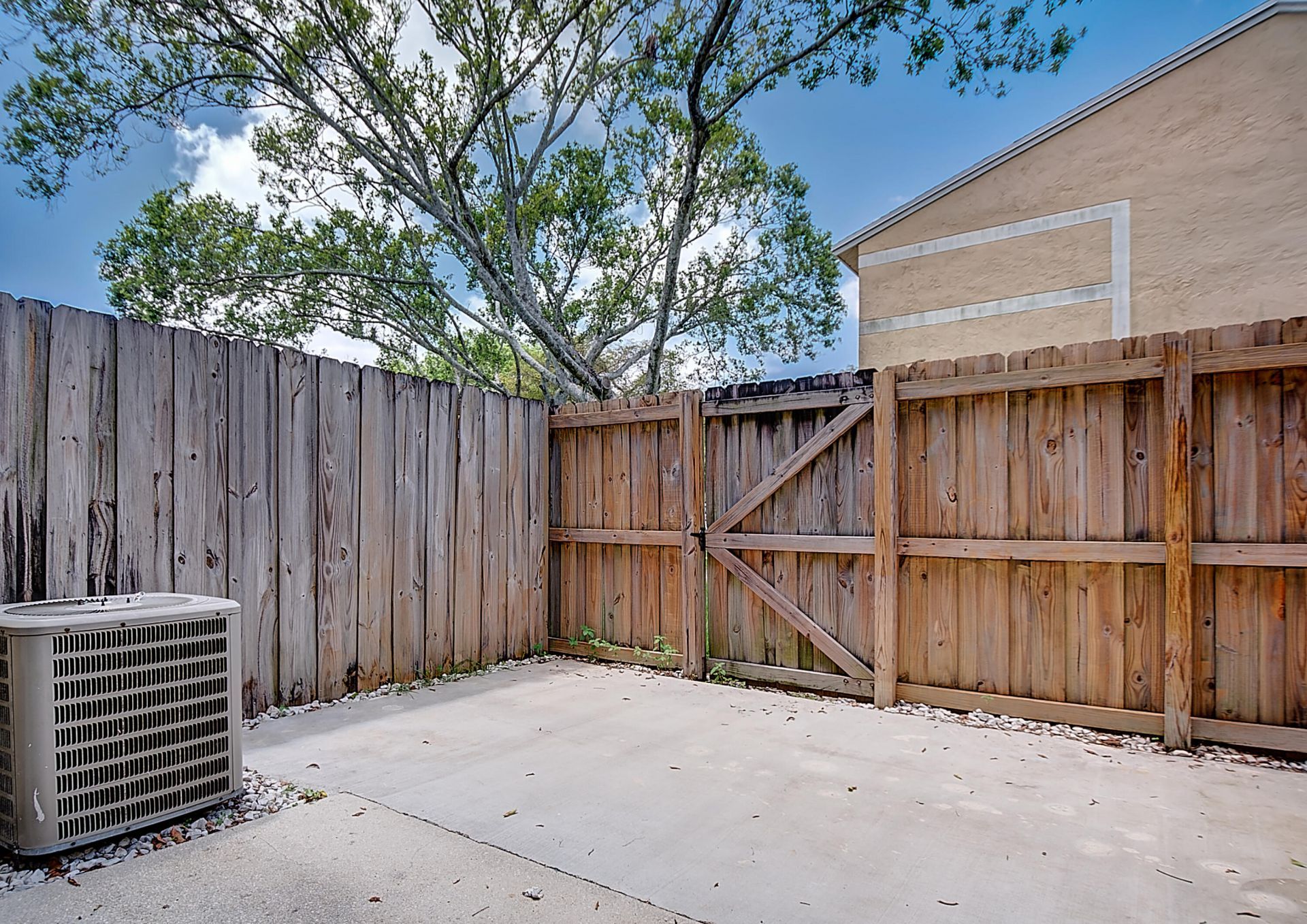 307 Palm Circle E, Pembroke Pines, FL 33025 Photo