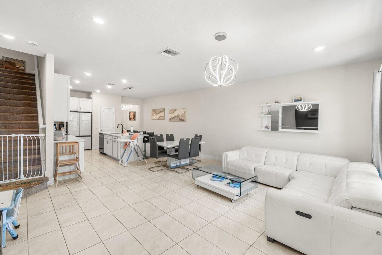 4824 Chantilly Road, Lake Worth, FL 33467 Photo